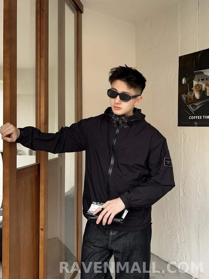 펜디 펜디 로고 후드 자켓 상세 이미지