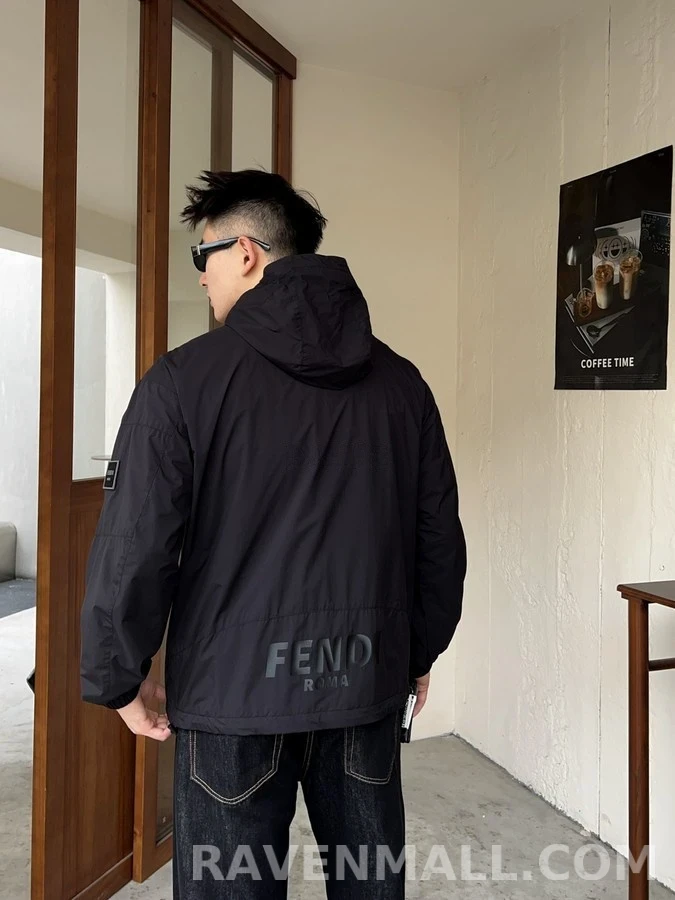 펜디 펜디 로고 후드 자켓 상세 이미지