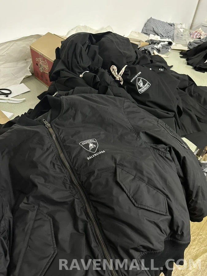 발렌시아가 발렌시아가 람보르기니 콜라보 플라이트 자켓 상세 이미지