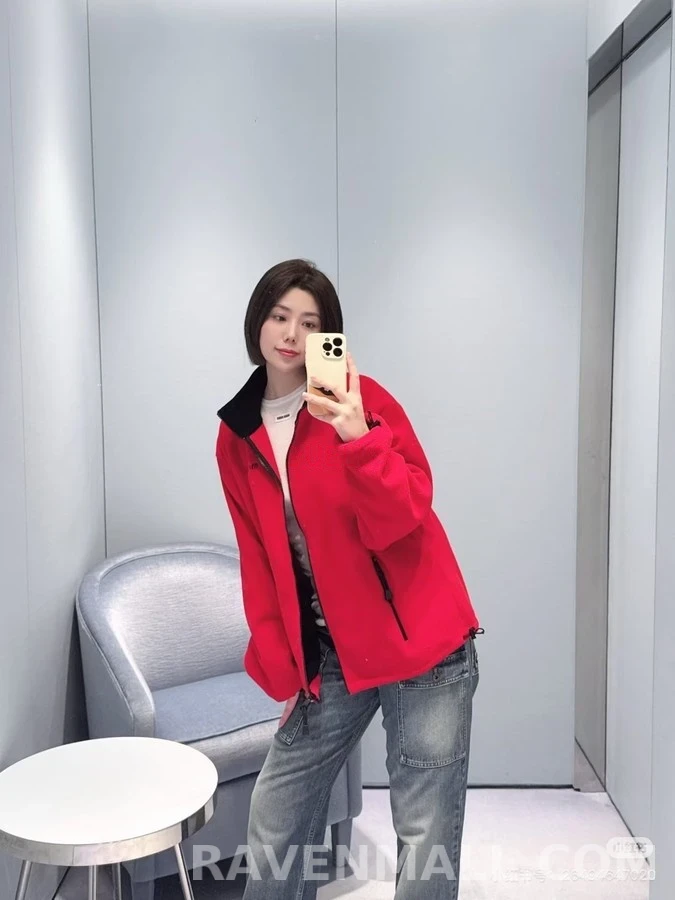 미우미우 미우미우 로고 자수 플리스 자켓 상세 이미지