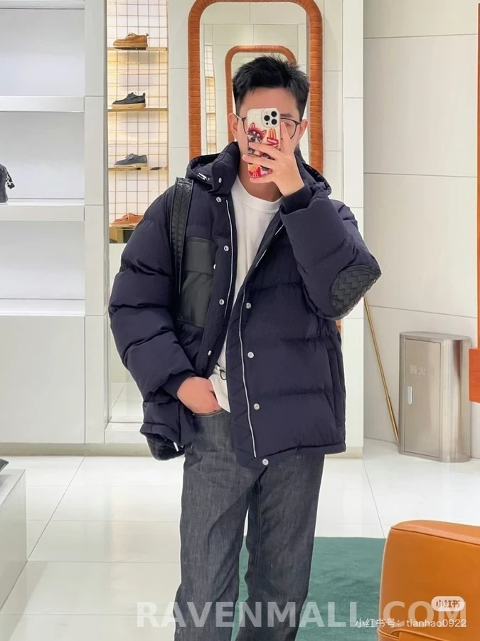 보테가베네타 보테가 베네타 레더 포켓 패딩 자켓 상세 이미지