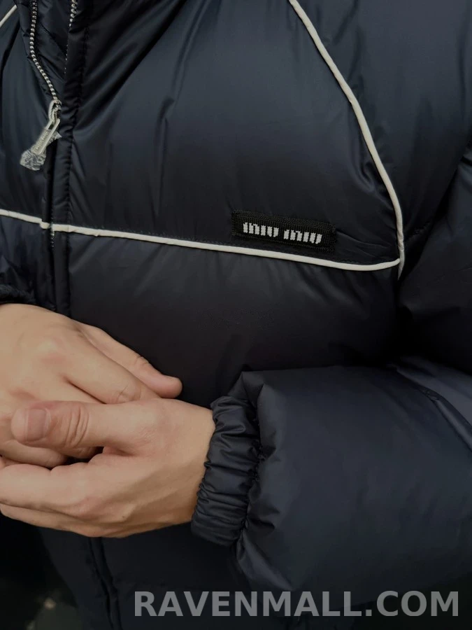 미우미우 미우미우 나일론 패딩 다운 재킷 상세 이미지