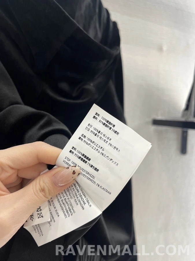 미우미우 미우미우 후드 집업 상세 이미지